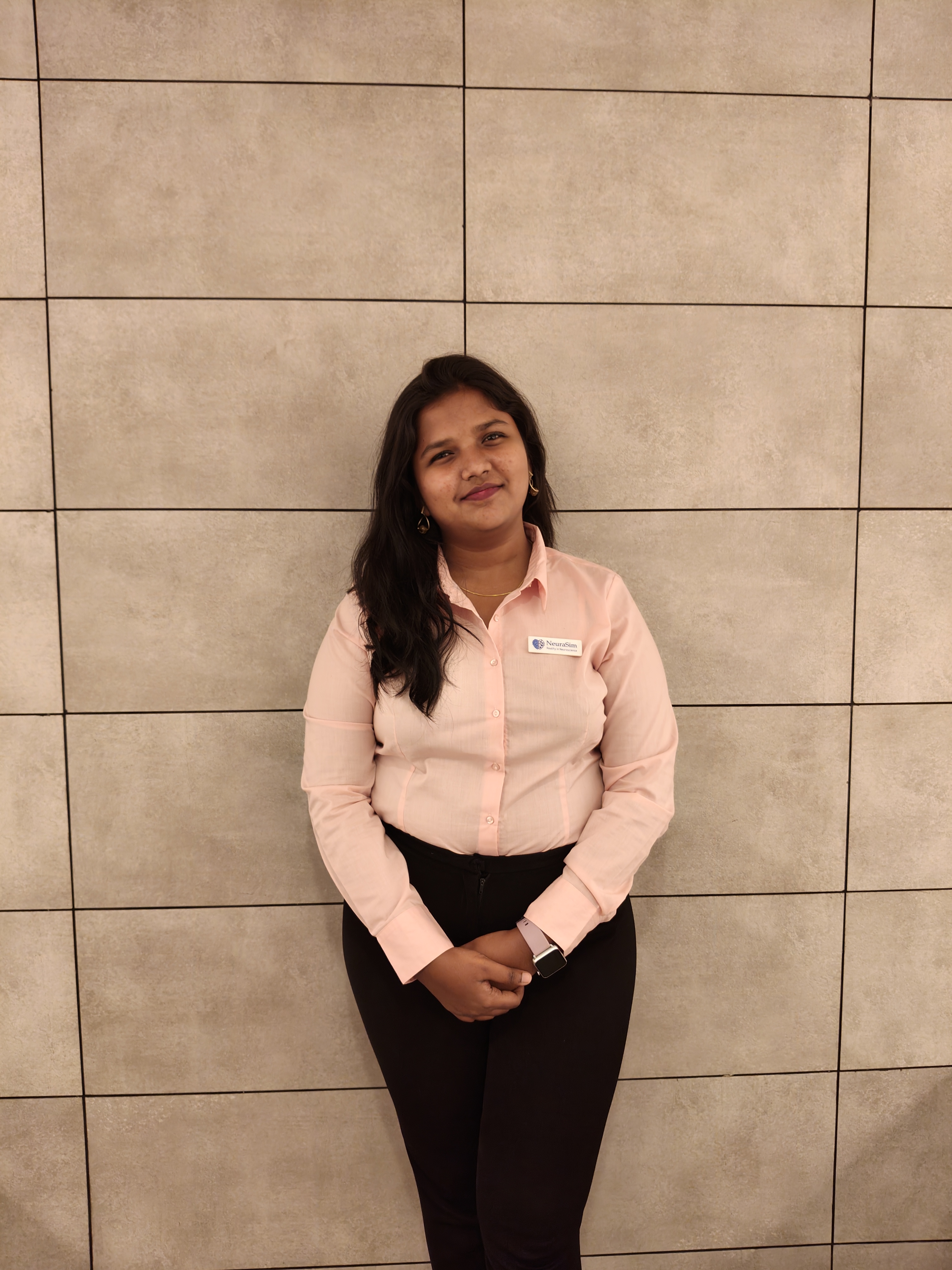 Ms Dharshini